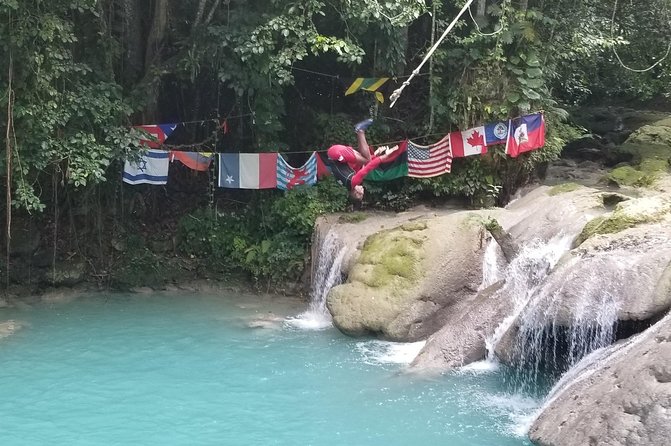Ocho Rios Private Horse Riding, River Tubing and Rafting[Entry fee not included] - What the private service adds