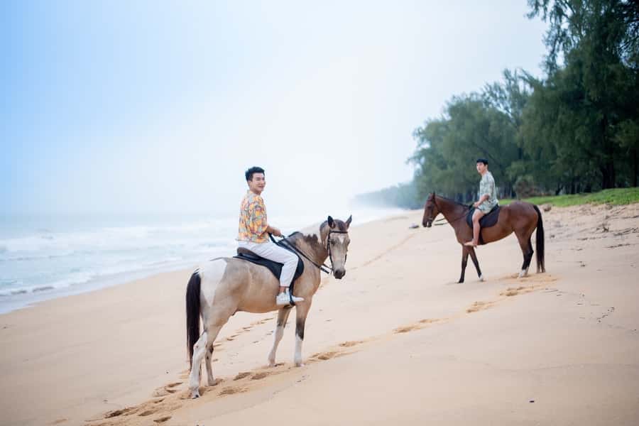 Phuket: Kamala Beach Horse Riding Activity - A one-hour ride with a little more heart