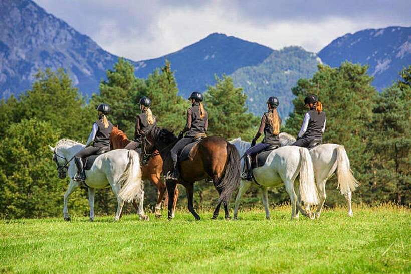 Pokhara: Horseback Riding Adventure with Hotel Pickup - Forest paths and the lakeside option