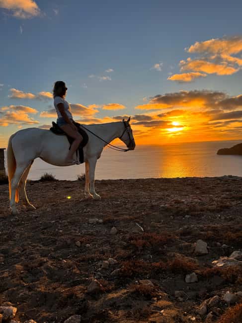 Porto Santo Island: Horse Riding - The one-hour ride through island scenery