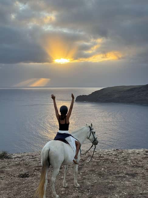 Porto Santo Island: Horse Riding - Booking flexibility and practical details