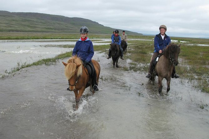 Private 3-Hour Horseback Riding Tour - Weather, clothing, and comfort
