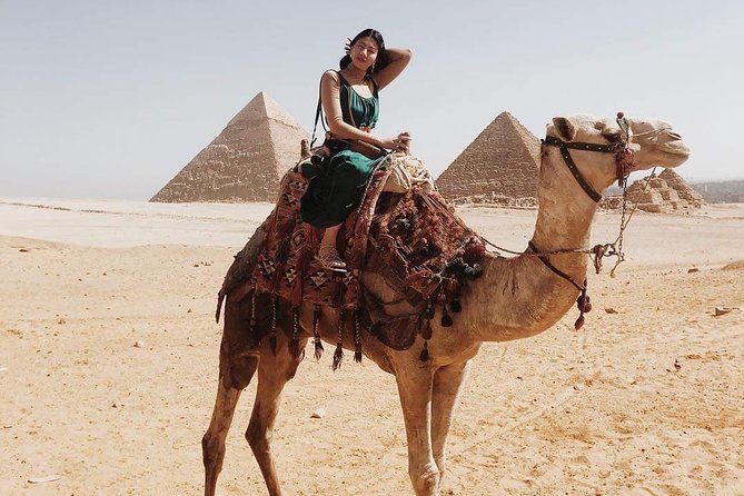 Private Camel or Horse Ride around the Giza Pyramids - What the private guide adds