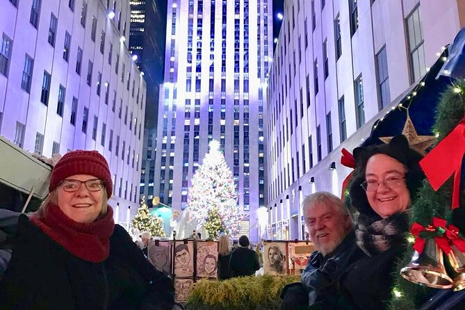 Private Christmas Lights Horse Carriage Tour In New York City - Radio City adds a classic New York note