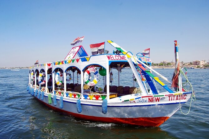 Private City Tour One Hour By Horse Carriage & 1 hour River Nile boat tour-Luxor - A slower hour on the Nile