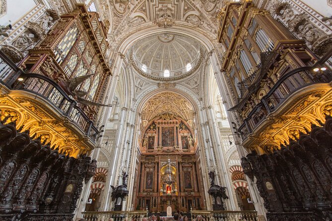 Private Cordoba & Seville Tour with a Finale Horse Carriage Ride - Choosing Between Freedom and Full Guiding