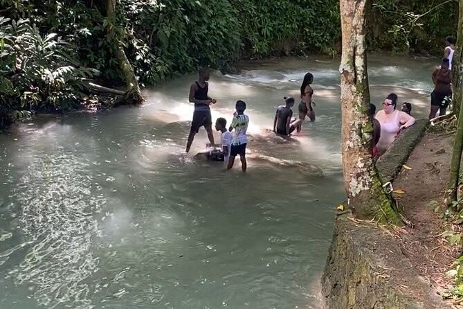 Private Dunns River Falls and Horse Back Riding - Why this private combination works