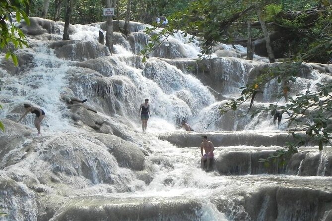 Private Dunns River Falls and Horse Back Riding - Small touches that make the day easier