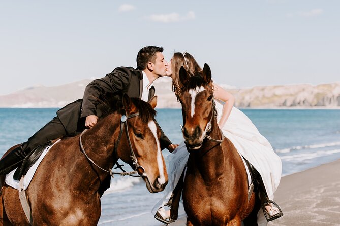 Private Horse Riding Experience in Santorini - Private guiding, photos, and the personal touch