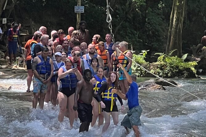 Private Horseback Riding, Swim & Blue Hole Secret Falls - What the route adds to the day