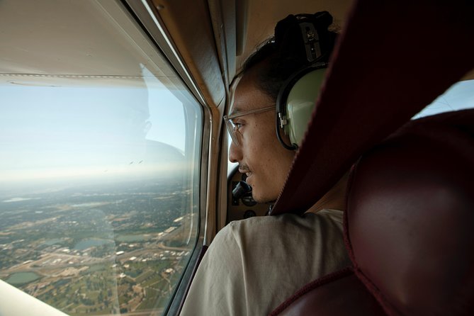 Private Sightseeing Flight over Montpellier and Camargue - A real airplane experience, not a helicopter ride