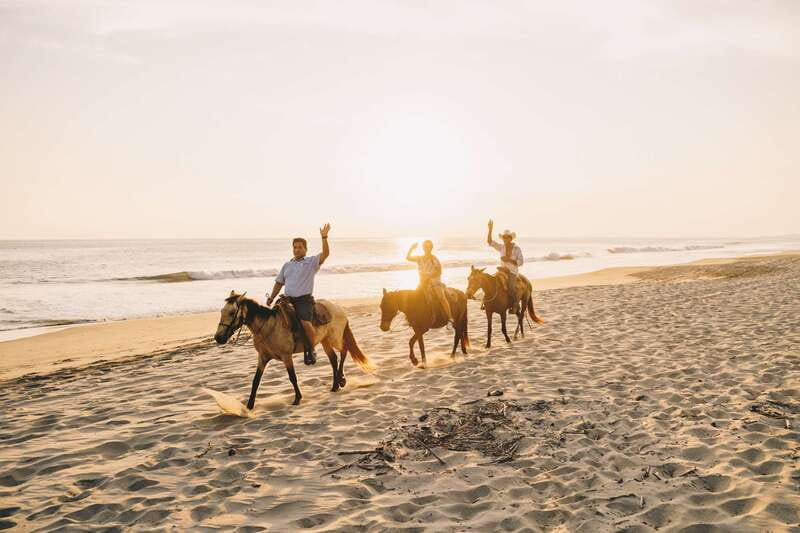 Puerto Escondido: Sunset Horse Back Riding Tour - The Horse-and-Boat Crossing at the Estuary