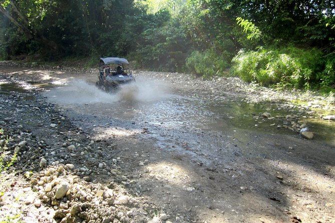 Puerto Plata: Damajagua waterfalls + Safari buggy + Horseback riding (TOP3IN1) - Horseback riding through the hills