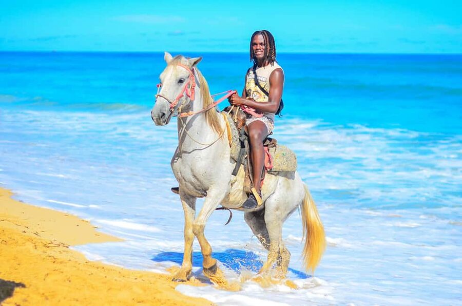 Punta Cana: Macao Beach & Forest Horseback Riding Tour - Key points to know before you book