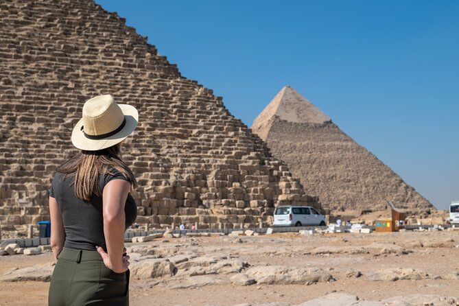 Pyramids of Giza Photoshoot & Tour with Camel, Horse & Shopping - The shopping stop and the limits of the schedule