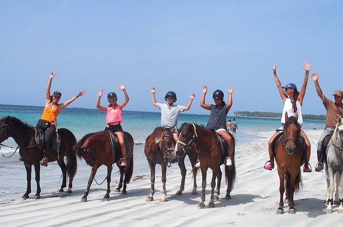 Ride Horses on the Beach - Clothing, age rules, and useful preparation