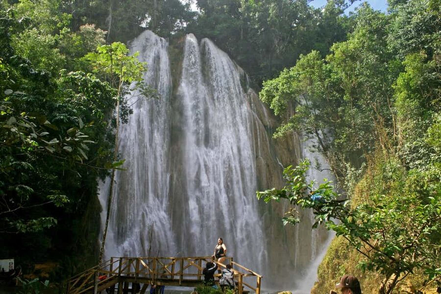 Samaná: El Limón Waterfall Horseback Riding Tour - Reaching El Limón on horseback