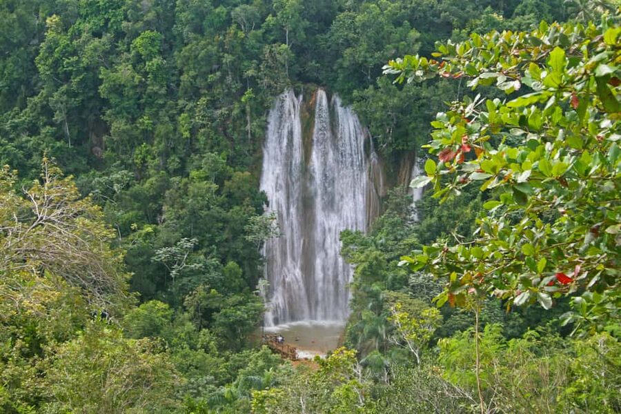 Samaná: El Limón Waterfall Horseback Riding Tour - A natural pool with time to slow down