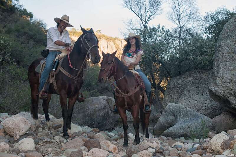 San Miguel Allende: Half-Day Horseback Riding Adventure - River Crossings and Traditional Ranches