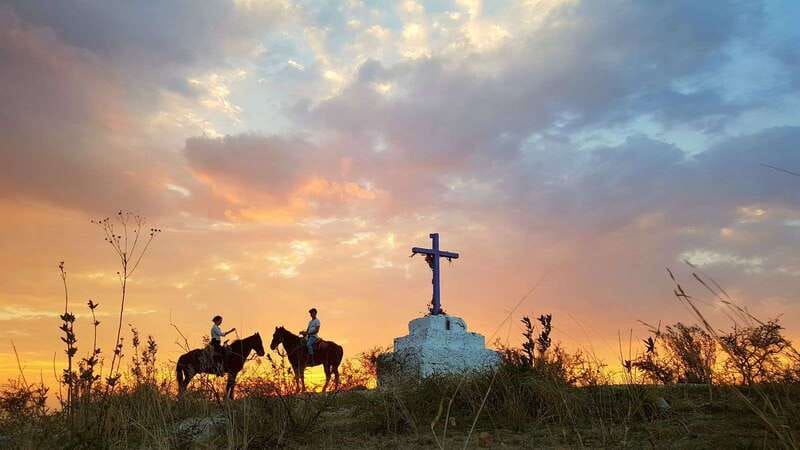 San Miguel: Romantic Horseback Riding at Sunset - Sunset from the hills around San Miguel