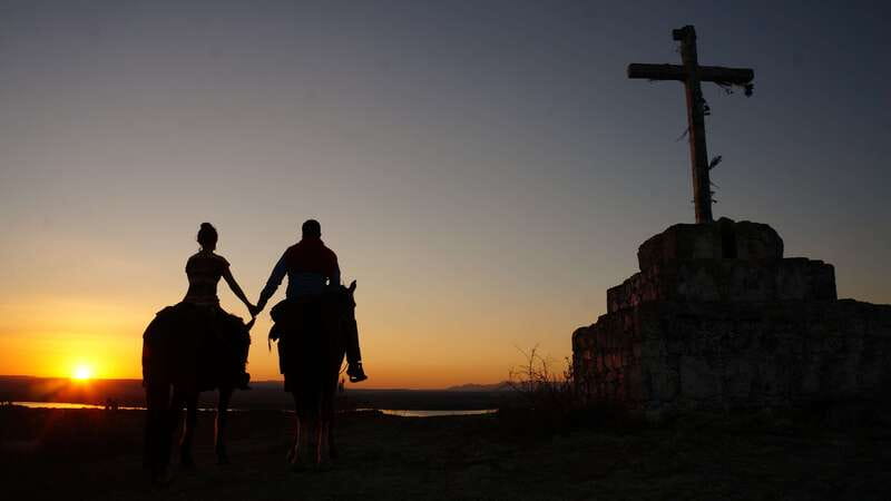 San Miguel: Romantic Horseback Riding at Sunset - Practical timing and cancellation advice