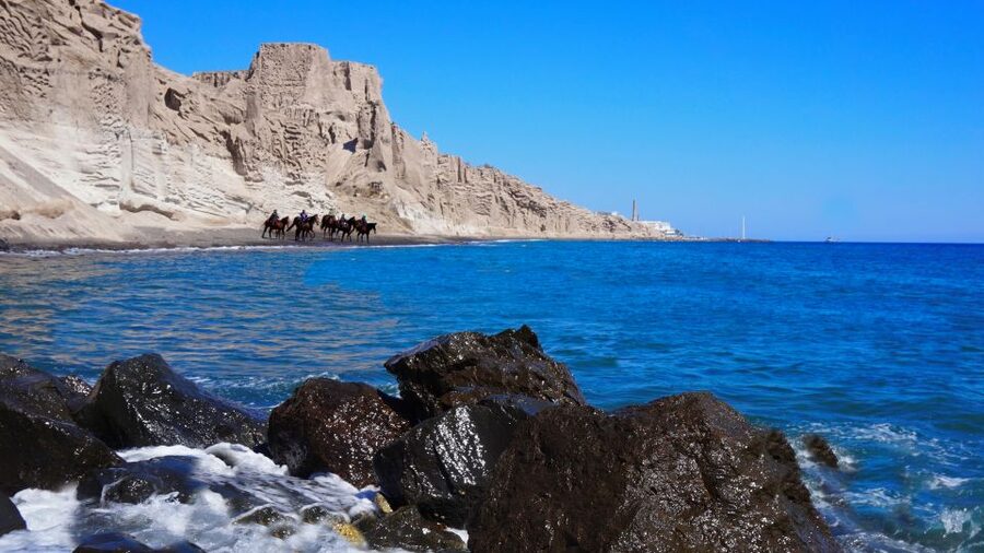 Santorini: Horseback Riding Tour on the Beach - The beach ride and its limits