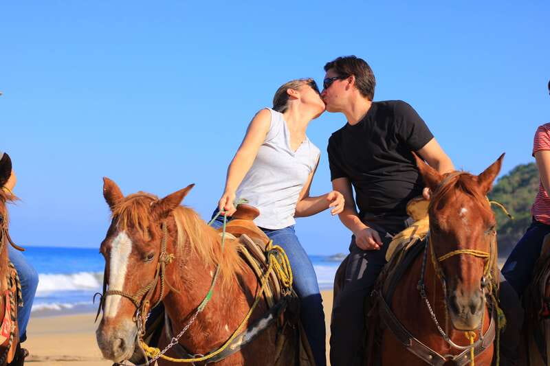 Sayulita: Horseback Riding Tour - Tequila tasting, pool time, and photographs
