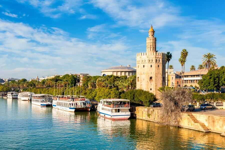 Seville: Authentic and Romantic Horse-Drawn Carriage Ride - Key points to know before you book