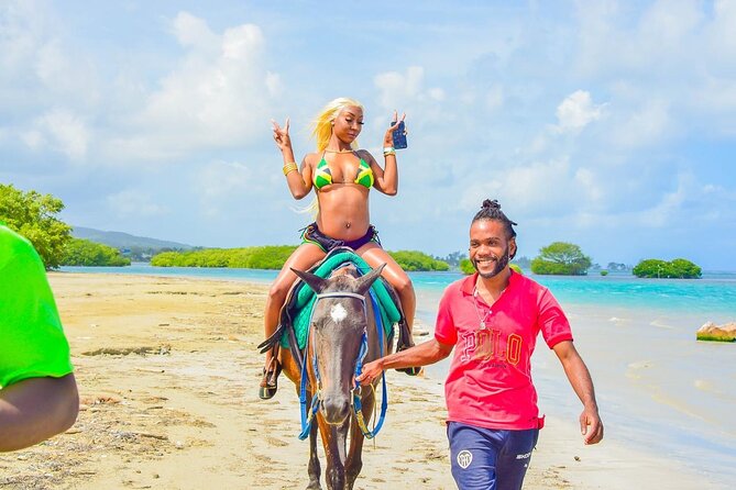 Shared Tour in Ocho Rios with Horseback Riding and Swimming - Who will enjoy this Ocho Rios ride