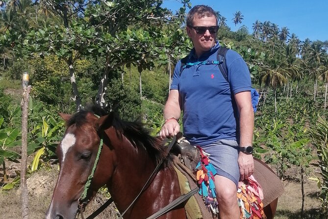 Short Excursion horseback riding tours on the beach and mountain - The Three-Hour Combination Route