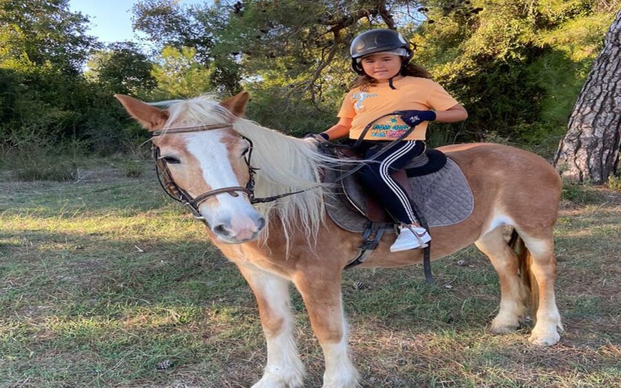 Side: Horse Safari Tour - What to wear and what to leave behind