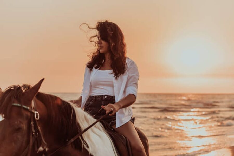 Side: Horseback Riding Tour in Nature - Starting with lessons, boots, and a safety briefing