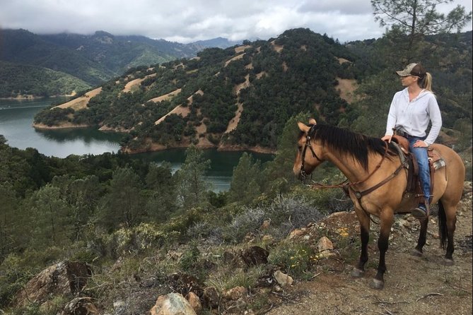 Sonoma Horseback-Riding Tour - Riding high above Lake Sonoma