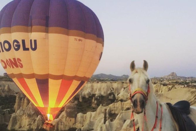 Sunrise Horsebackriding Tour in Cappadocia - Meeting the horses and settling into the saddle