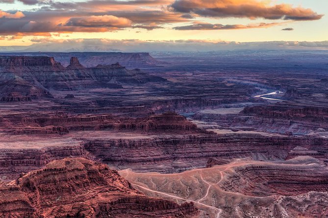 Sunrise photography in Dead Horse Point and Canyonlands National Park - Weather, cancellation, and the fine print