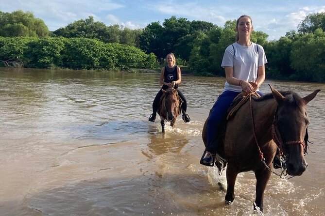 Sunset by horse (river and beach) - The practical problem: pickup and communication