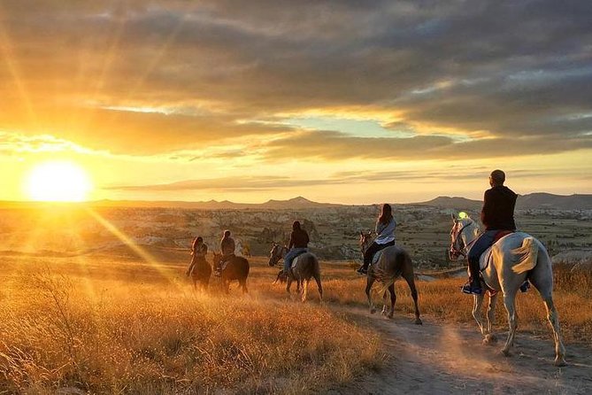 Sunset Horse Back Riding tour - What the $83 price includes