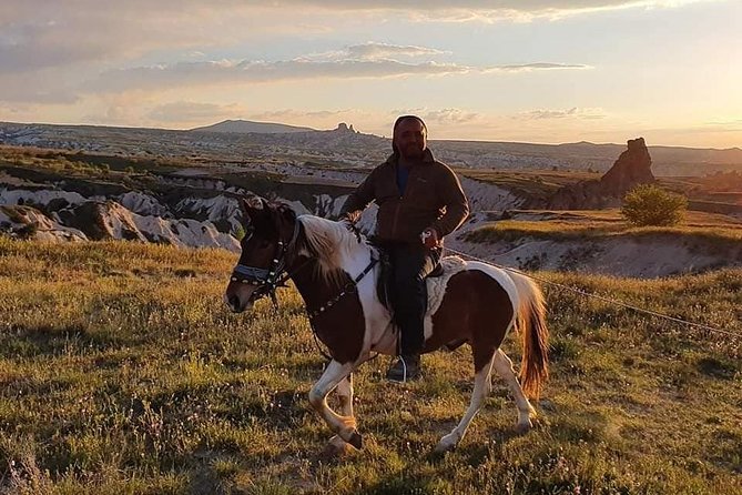 The Best Sunset Horseback Riding Tours in Cappadocia - Safety for beginners and families