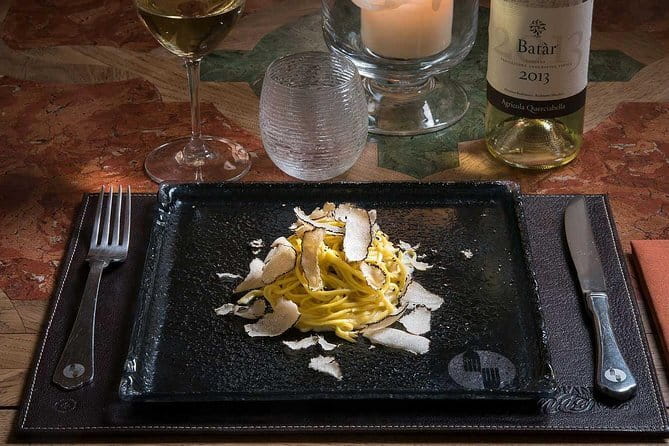 Truffle hunt, Lunch, Horse riding, a top half-day near Florence - One hour on horseback through vineyards and olive groves