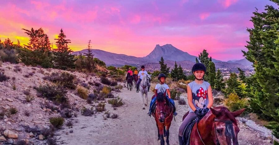 Villajoyosa Horseback Riding in the Mountains with sea views - Price, route length, and overall value
