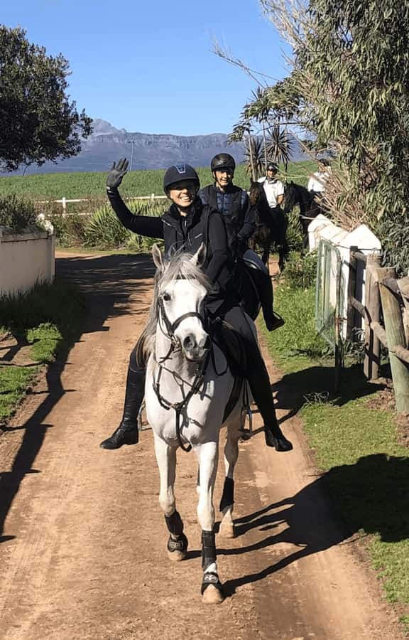 Vrede en Lust Wine Estate: 1h30m Horse Trail Ride - Meeting your horse at the Vrede en Lust stables
