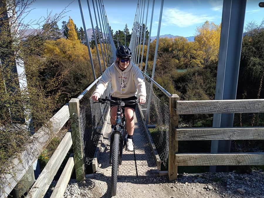 Wānaka And Hāwea: Trail Ride on Bike or E-Bike - Why this route is such a good way to see Wānaka